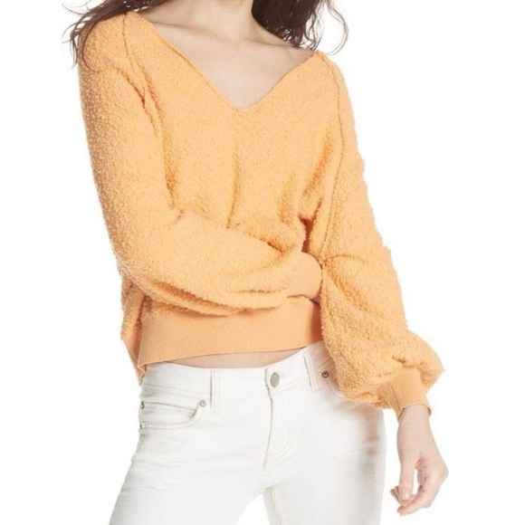 Free People Found My Friend Sweater V Neck Boucle Yellow Gold EUC Size XS - Picture 5 of 5